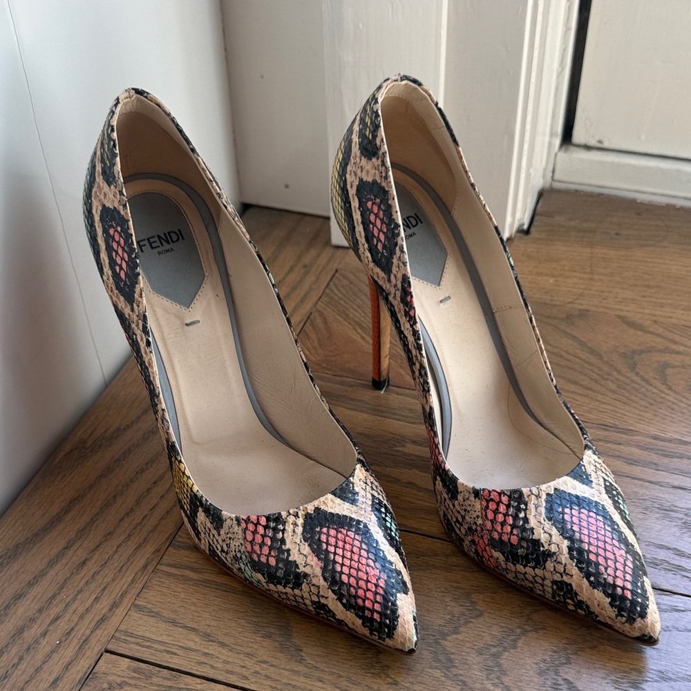 Fendi Multicolor Snakeskin-Print Pointed Toe Pumps